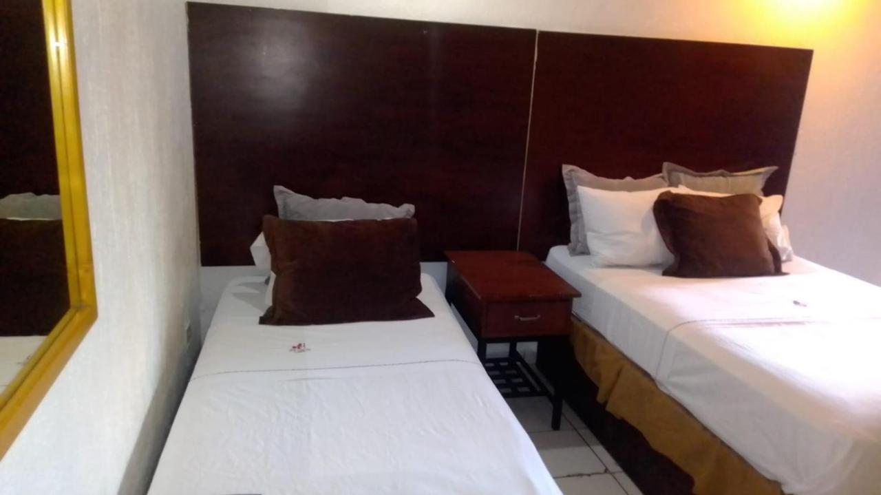 Hotel Don Quijote Mexicali Extérieur photo