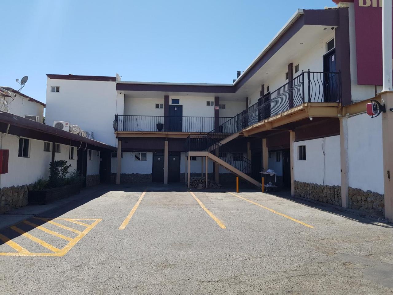 Hotel Don Quijote Mexicali Extérieur photo